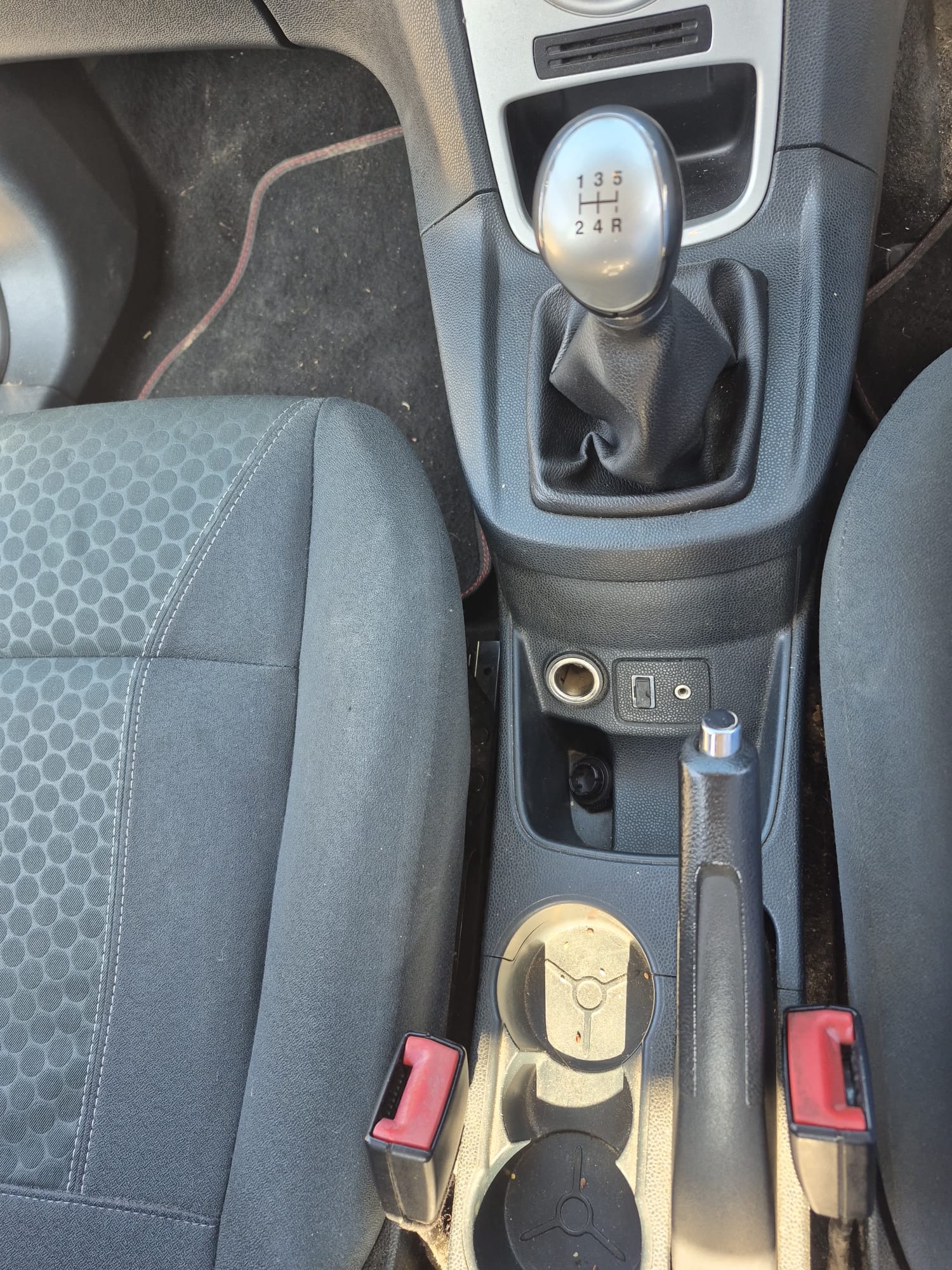 Used Ford Fiesta 2010 for sale - 77687313: Photo 5