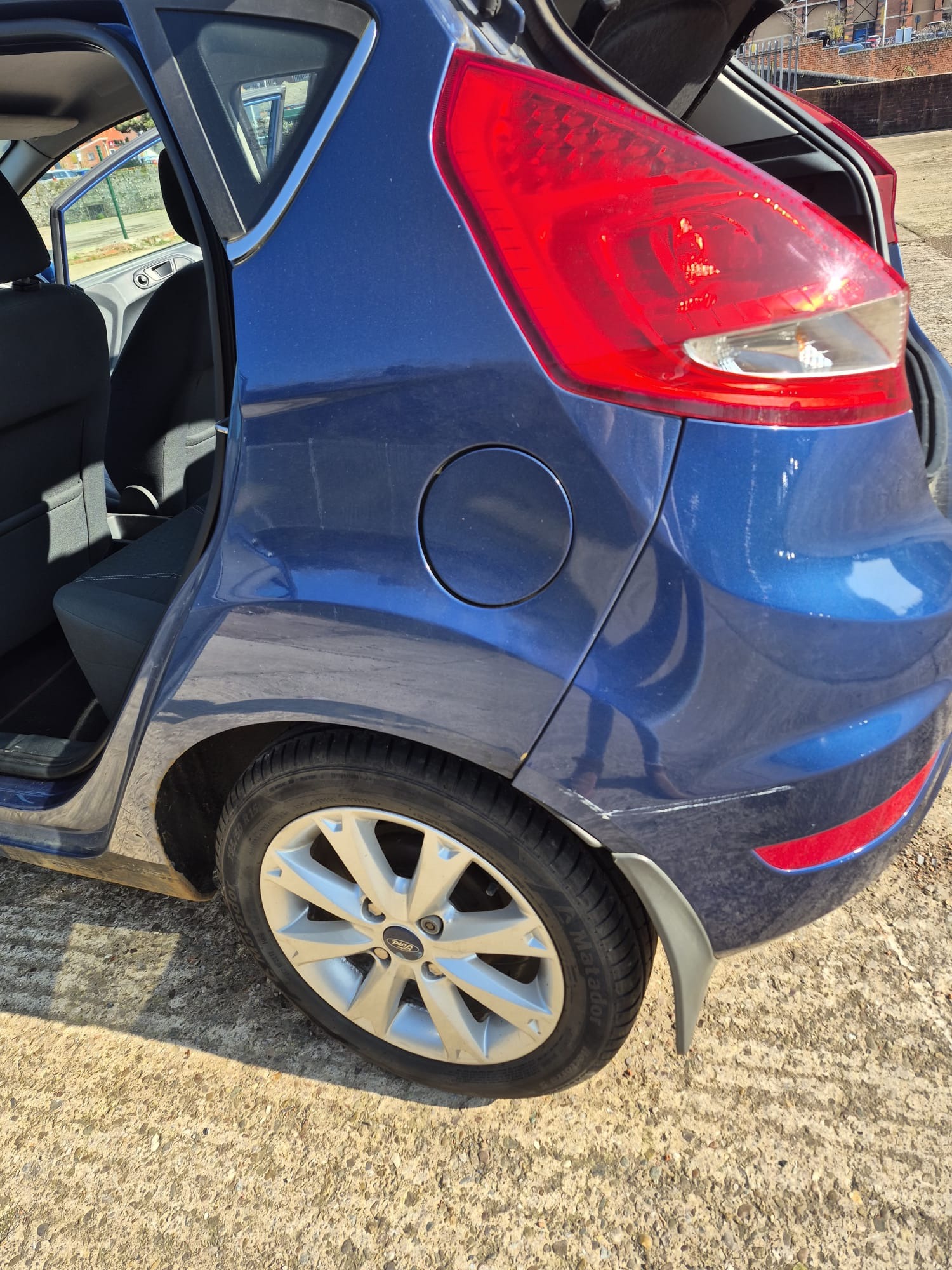 Used Ford Fiesta 2010 for sale - 77687313: Photo 8