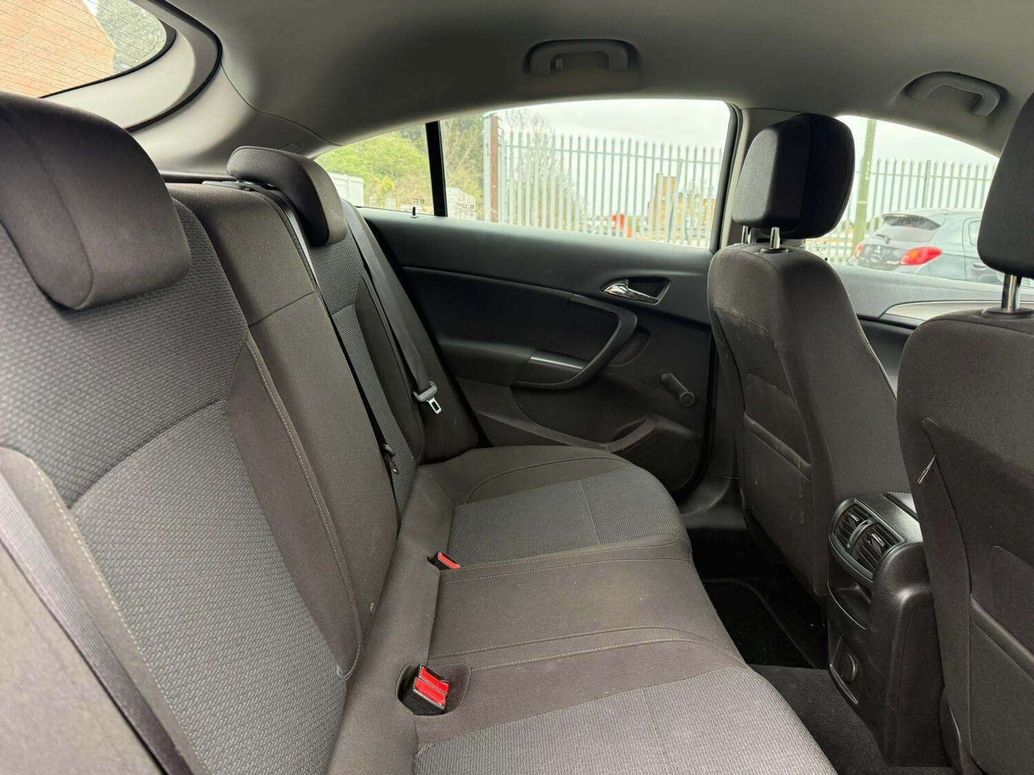 Used Vauxhall Insignia 2014 for sale - 77903893: Photo 13