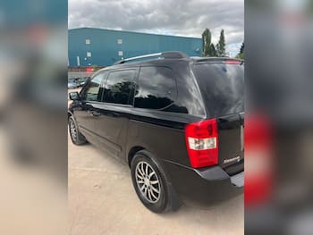 Used Kia Sedona 2010 for sale - 79661869: Photo