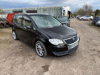 Used Volkswagen Touran 2008 for sale - 78132035: Photo