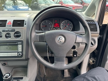 Used Volkswagen Touran 2008 for sale - 78132035: Photo