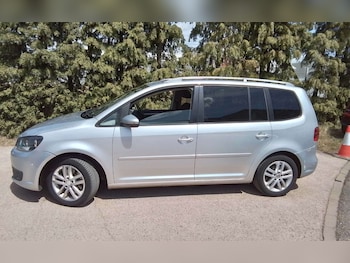 Used Volkswagen Touran 2012 for sale - 79143659: Photo