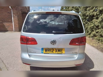 Used Volkswagen Touran 2012 for sale - 79143659: Photo