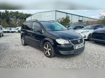 Used Volkswagen Touran 2010 for sale - 79855535: Photo