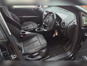 Used SEAT Leon 2010 for sale - 79267337: Photo