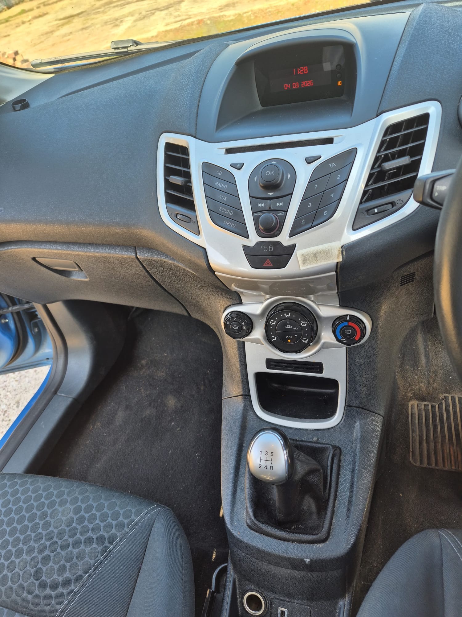 Used Ford Fiesta 2011 for sale - 77607139: Photo 28