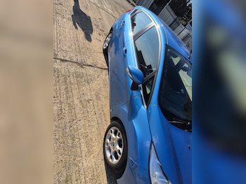 Used Ford Fiesta 2011 for sale - 77607139: Photo