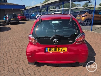 Used Toyota AYGO 2011 for sale - 79285445: Photo