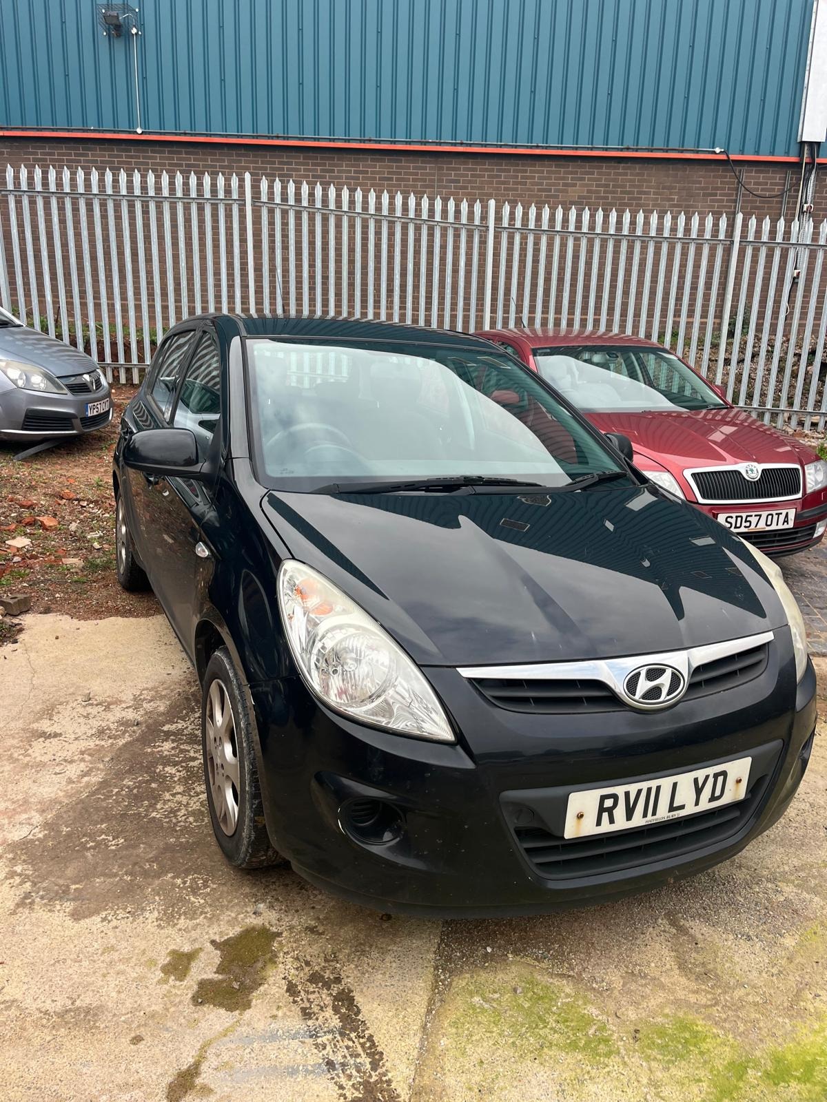 Used Hyundai i20 2011 for sale - 77687401: Photo 3