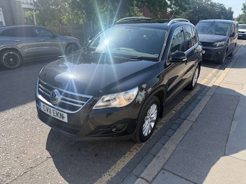 Used Volkswagen Tiguan 2011 for sale - 79067624: Photo