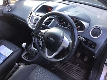 Used Ford Fiesta 2009 for sale - 79205872: Photo