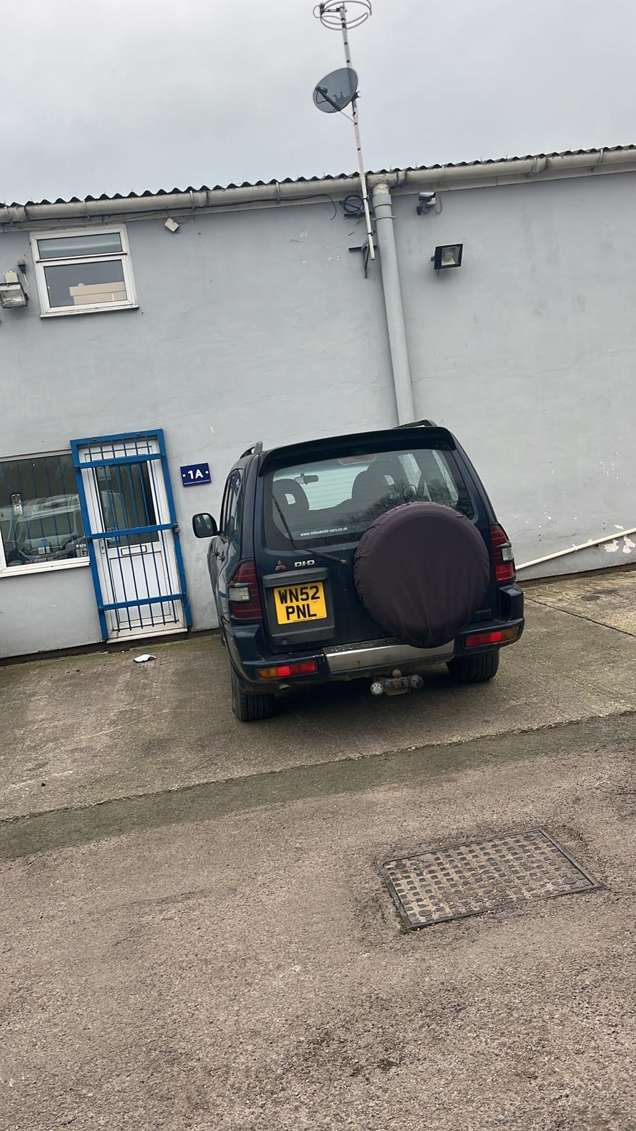 Used Mitsubishi Shogun 2002 for sale - 77983475: Photo 4