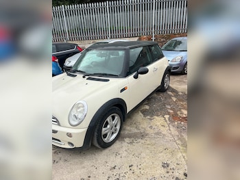 Used MINI Hatch 2004 for sale - 77593090: Photo