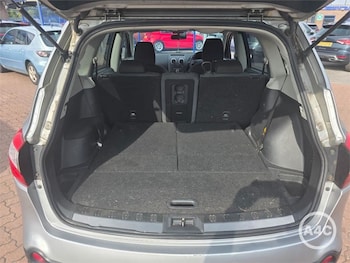 Used Nissan Qashqai+2 2010 for sale - 79347354: Photo