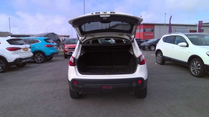 Used Nissan Qashqai 2012 for sale - 77750461: Photo 9