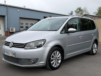 Used Volkswagen Touran 2010 for sale - 78770645: Photo