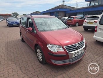 Used Volkswagen Touran 2009 for sale - 79468952: Photo