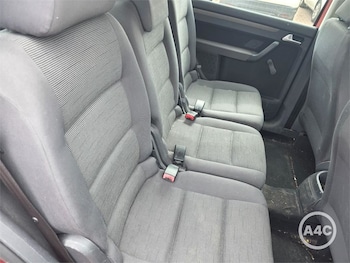 Used Volkswagen Touran 2009 for sale - 79468952: Photo
