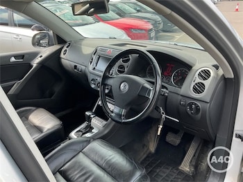 Used Volkswagen Tiguan 2009 for sale - 78453138: Photo