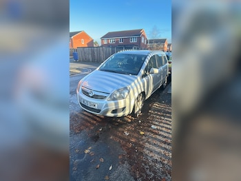 Used Vauxhall Zafira 2013 for sale - 77985099: Photo