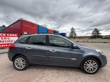 Used Renault Clio 2010 for sale - 79811625: Photo