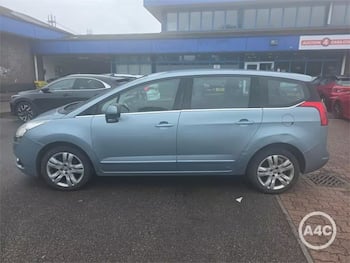 Used Peugeot 5008 2012 for sale - 79661322: Photo