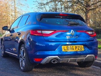 Used Renault Megane 2016 for sale - 76986607: Photo