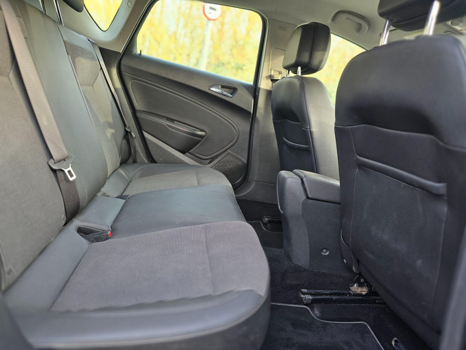 Used Vauxhall Astra for sale - 77783848: Photo 24