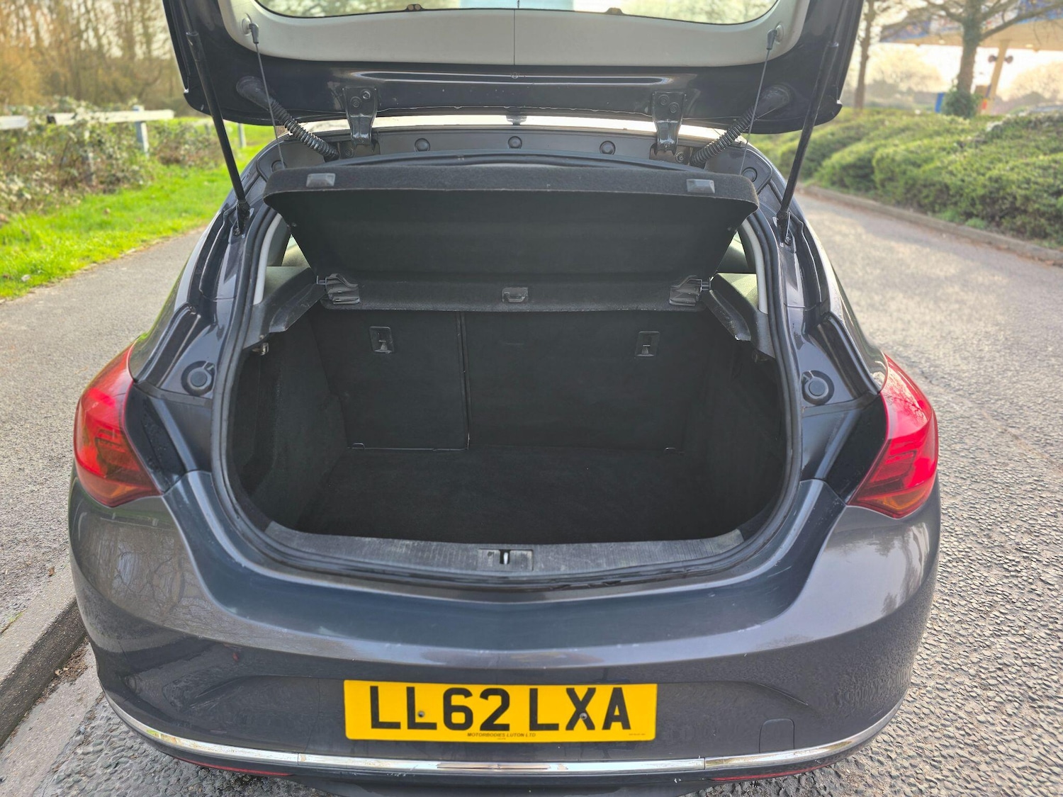 Used Vauxhall Astra for sale - 77783848: Photo 40