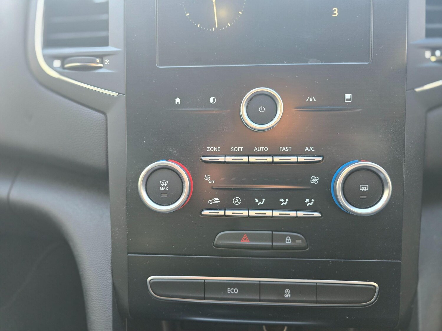 Used Renault Megane 2016 for sale - 77403508: Photo 32