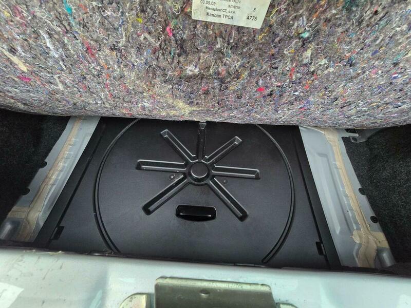 Used Toyota AYGO 2009 for sale - 76884557: Photo 27