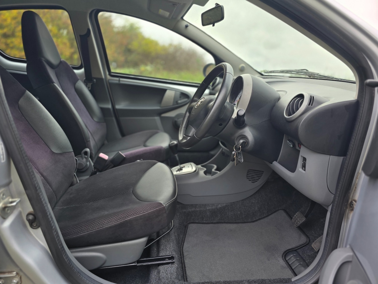 Used Toyota AYGO 2009 for sale - 76884557: Photo 58