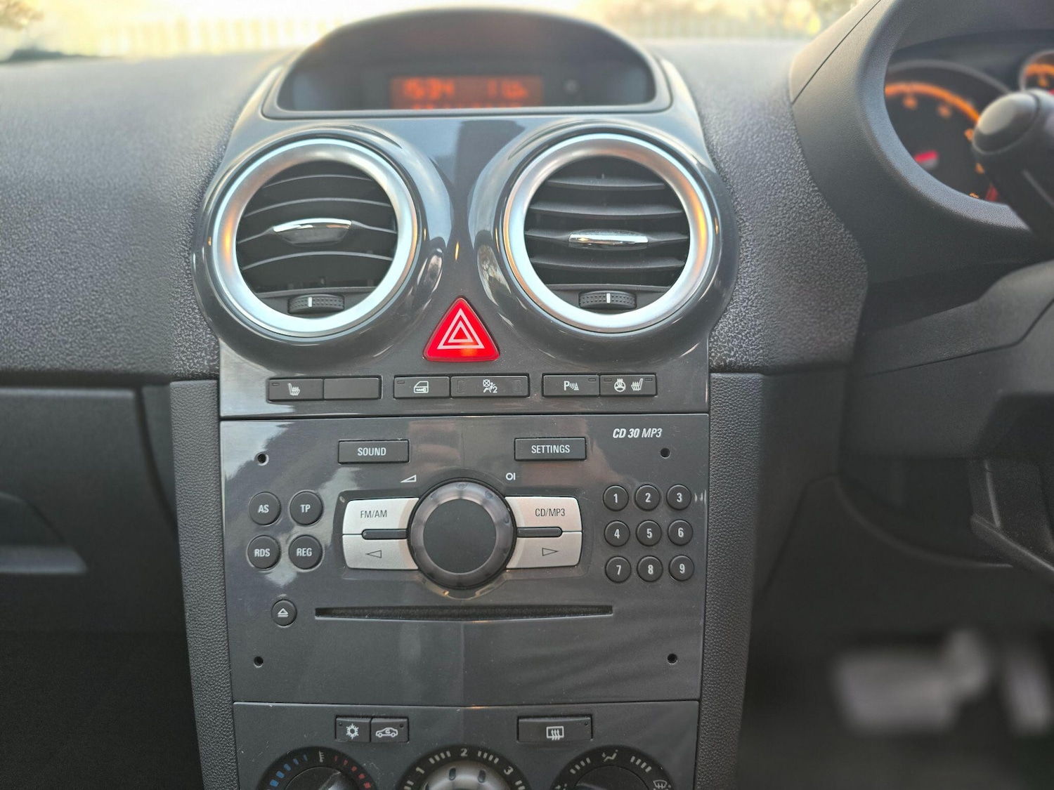 Used Vauxhall Corsa 2011 for sale - 77424695: Photo 72