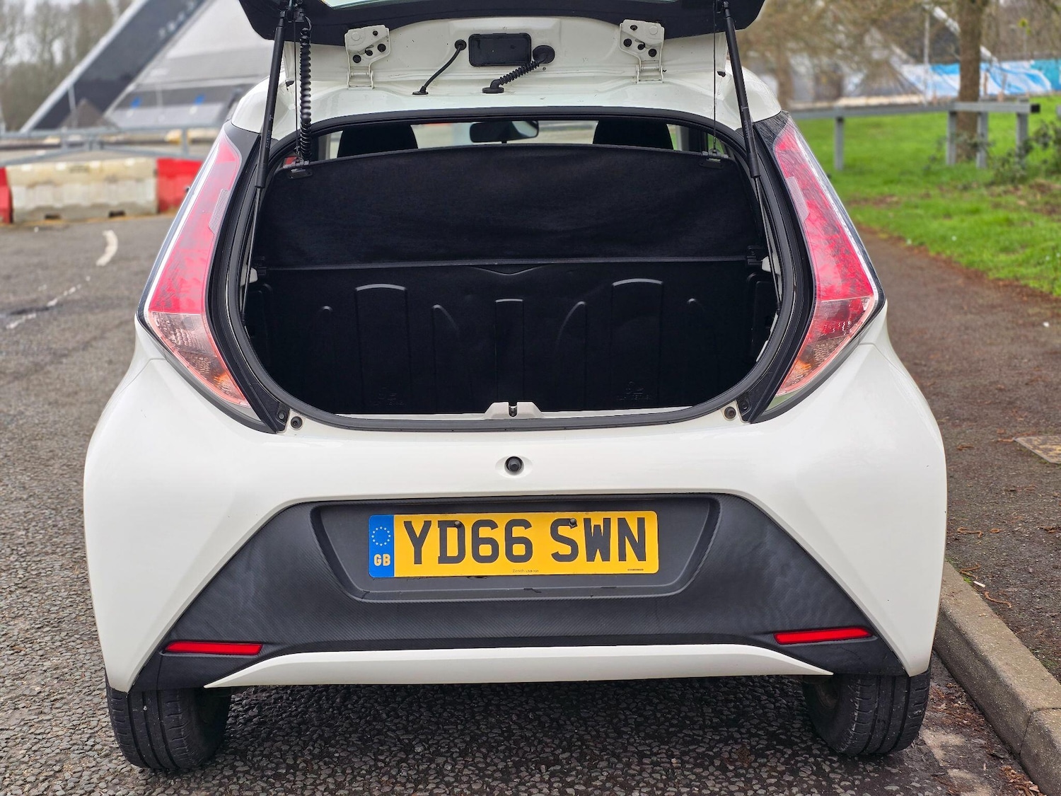 Used Toyota AYGO for sale - 77809123: Photo 30