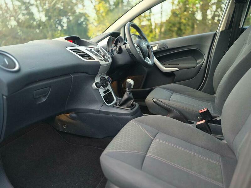 Used Ford Fiesta 2011 for sale - 76884553: Photo 30