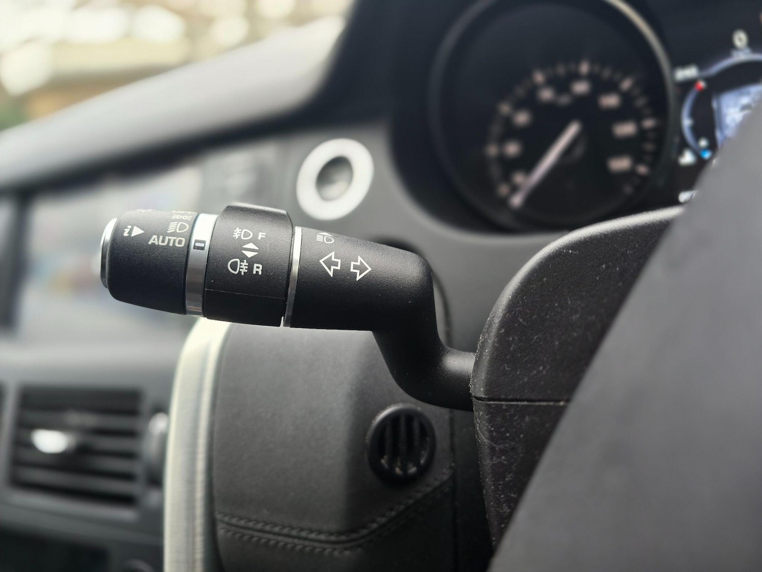 Used Land Rover Discovery Sport 2016 for sale - 77403509: Photo 27