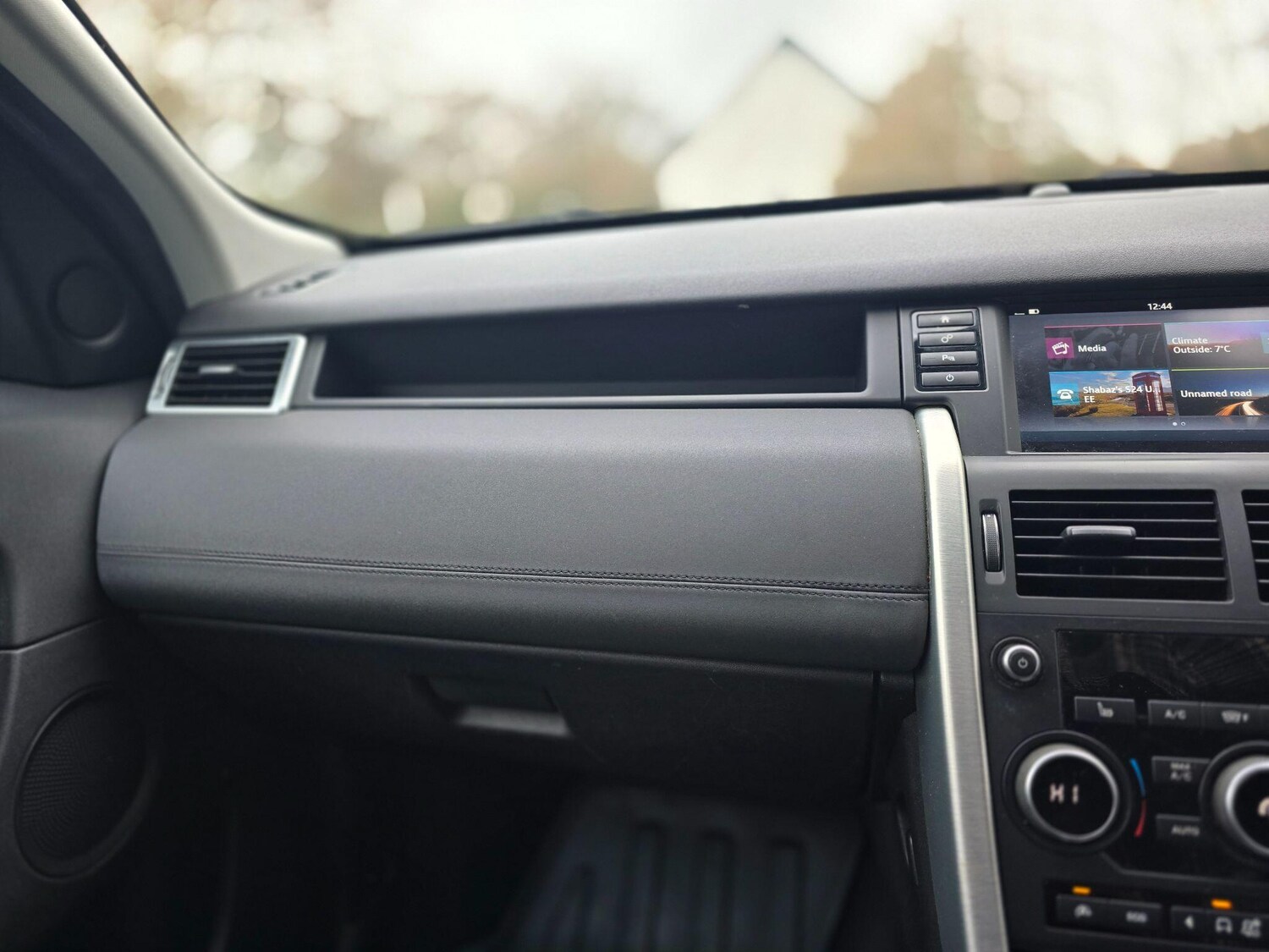 Used Land Rover Discovery Sport 2016 for sale - 77403509: Photo 32