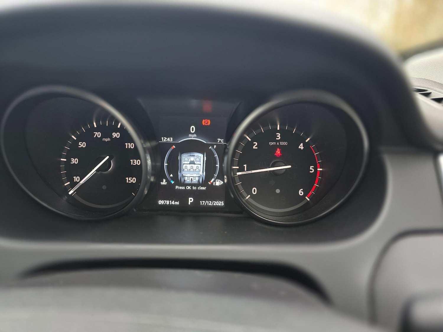 Used Land Rover Discovery Sport 2016 for sale - 77403509: Photo 34