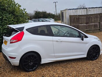 Used Ford Fiesta 2011 for sale - 77898252: Photo