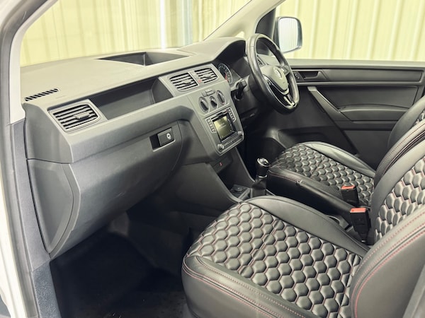 Used Volkswagen Caddy 2018 for sale - 74067737: Photo 17