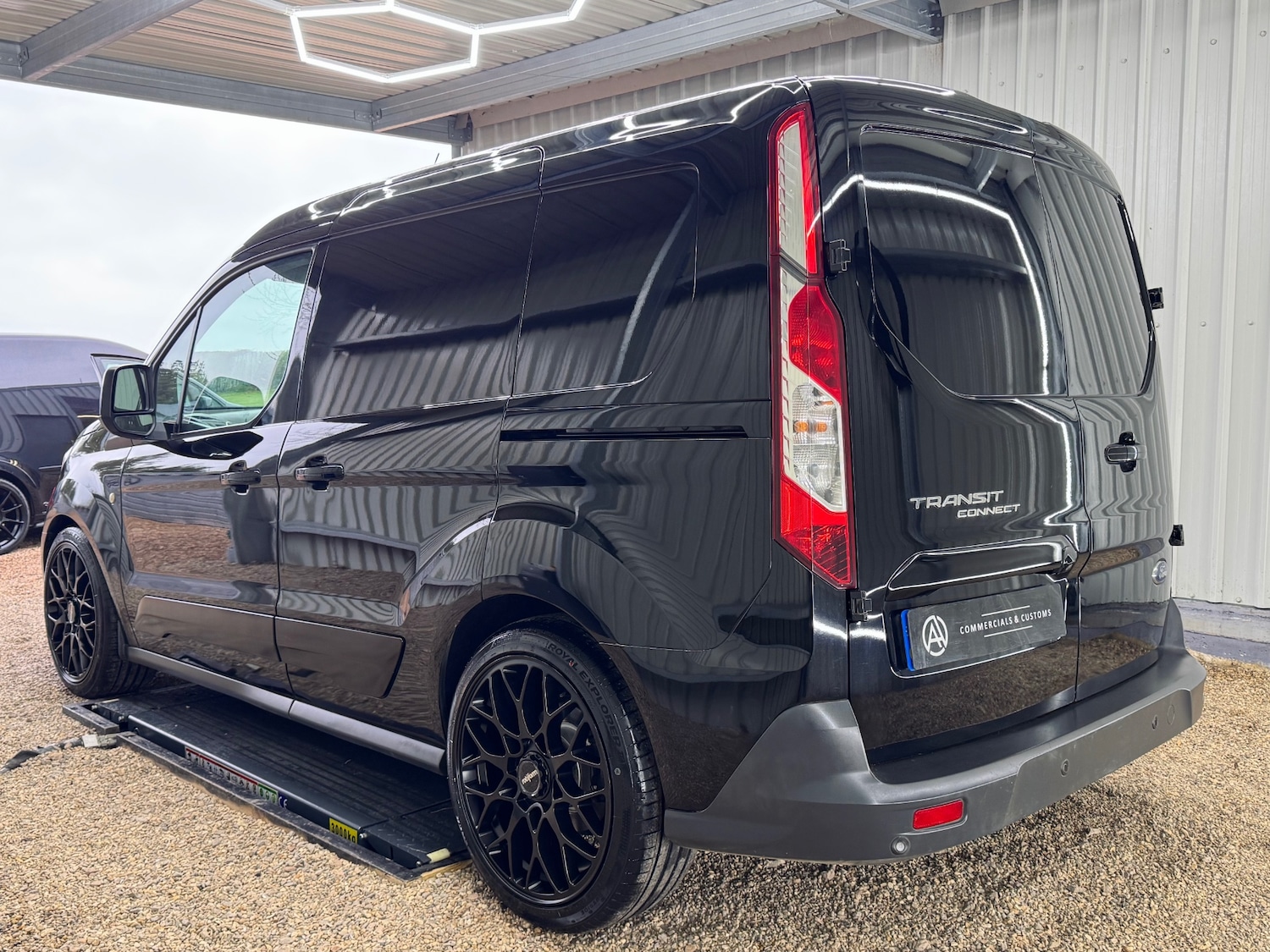 Used Ford Transit Connect 2017 for sale - 78060437: Photo 6