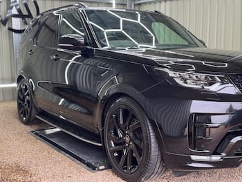 Used Land Rover Discovery 2018 for sale - 79674292: Photo