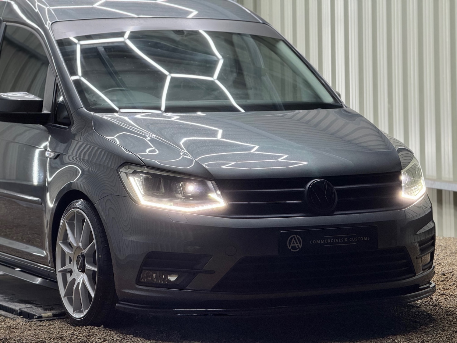 Used Volkswagen Caddy 2016 for sale - 77027832: Photo 2