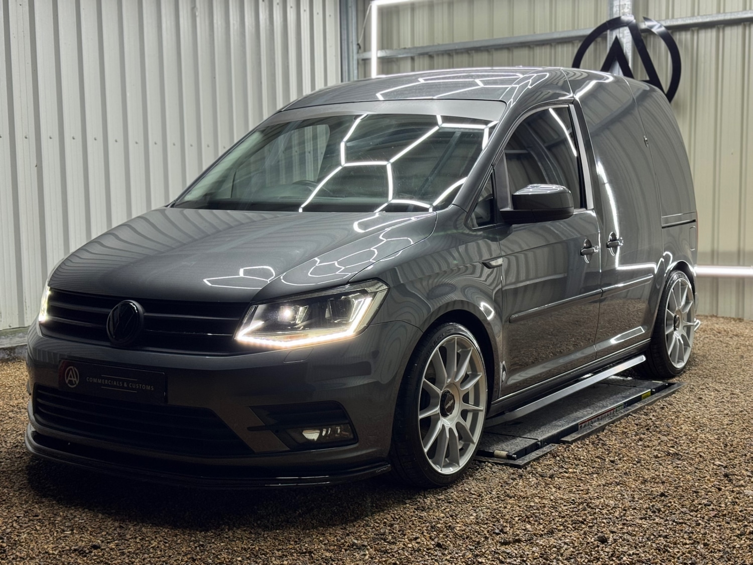 Used Volkswagen Caddy 2016 for sale - 77027832: Photo 4