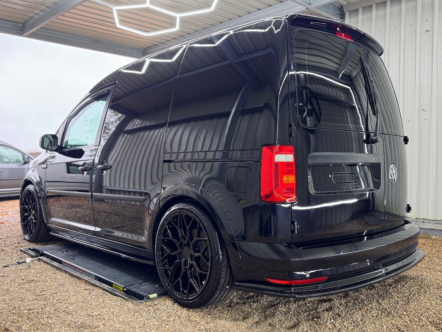 Used Volkswagen Caddy 2017 for sale - 76910663: Photo 7