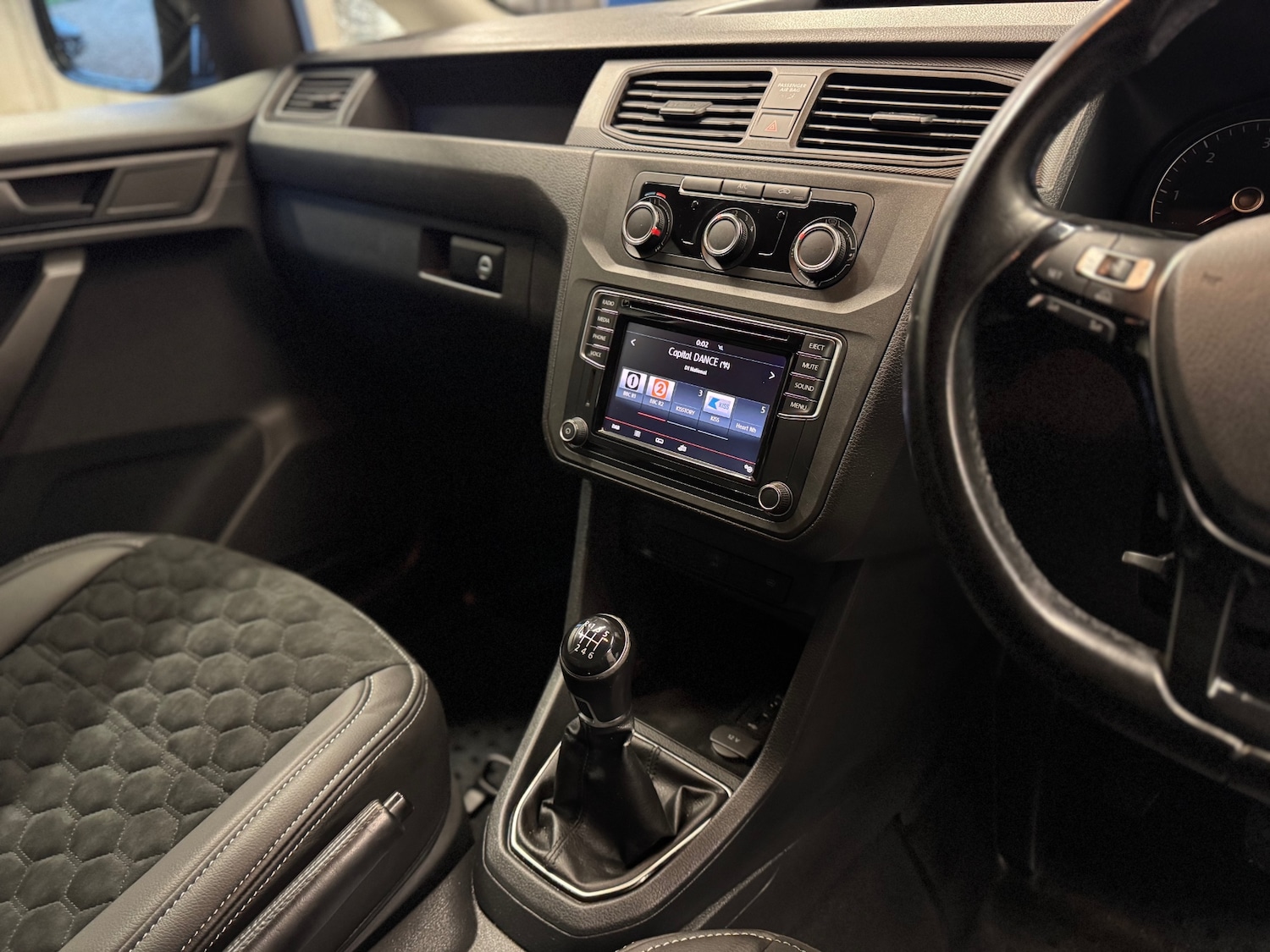 Used Volkswagen Caddy Maxi 2016 for sale - 76847728: Photo 15