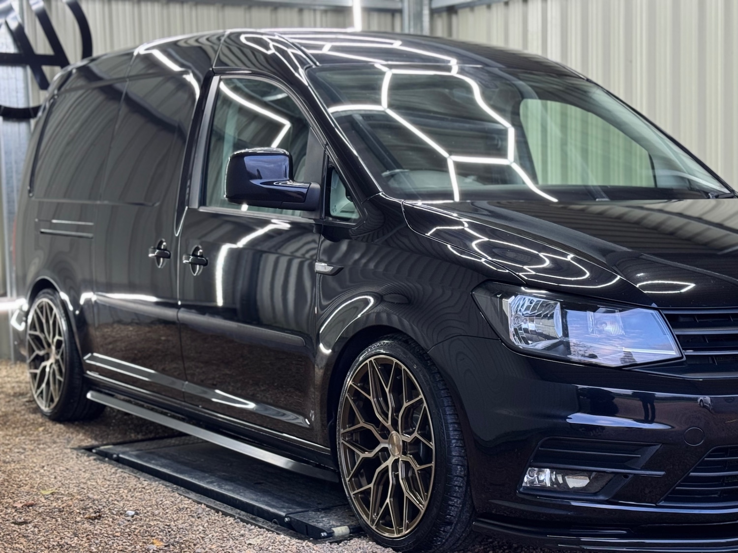 Used Volkswagen Caddy Maxi 2016 for sale - 76847728: Photo 2