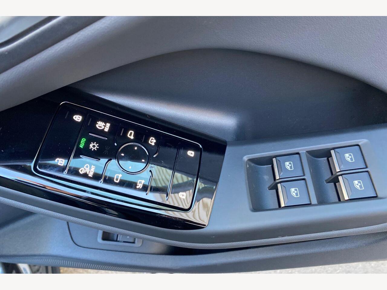 Used Audi Q6 e-tron 2025 for sale - 77927035: Photo 18