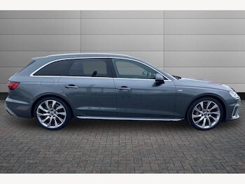 Used Audi A4 2023 for sale - 78423407: Photo